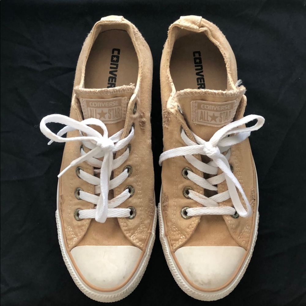 Low top Converse